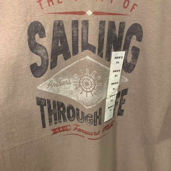 Gildan Ultra Cotton XL T-Shirt With Hilarious "Sailing Through Life" Graphic Cha - Picture 2 of 5